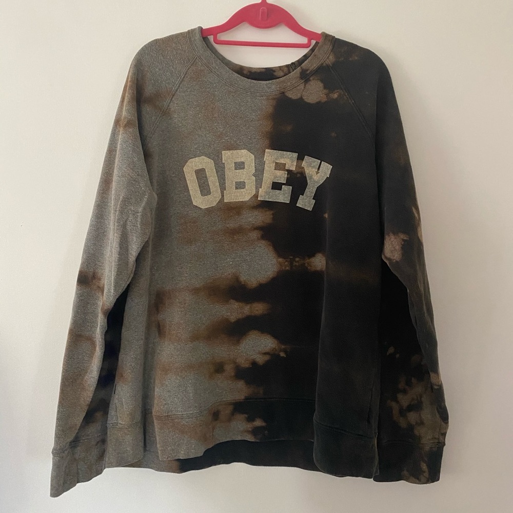 OBEY crew neck
